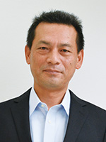 技術開発本部 包材製品開発部 担当課長 川取 康博